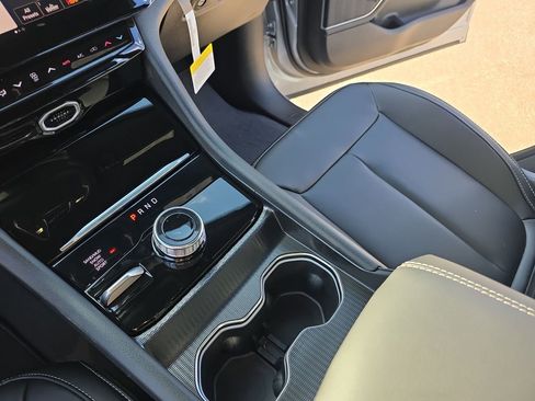 New 2026 Jeep Grand Cherokee Limited image 24