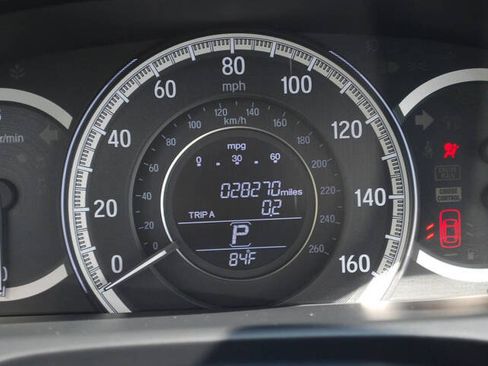 Used 2017 Honda Accord LX image 4