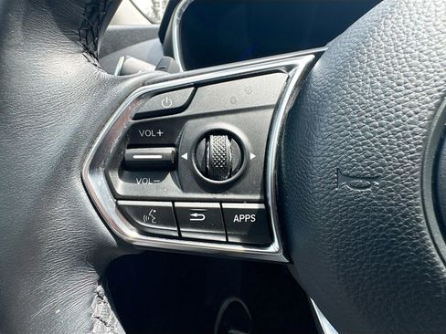 Used 2023 Acura MDX SH-AWD image 11