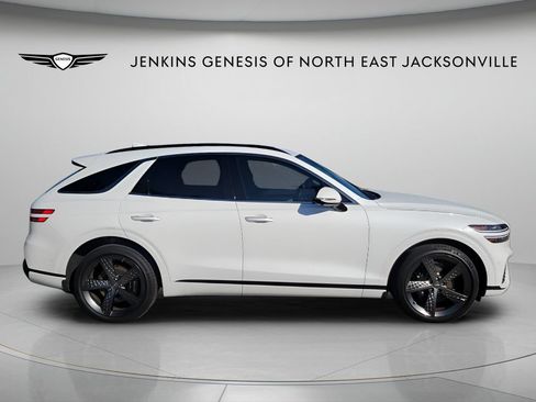 Used 2025 Genesis GV70 2.5T w/ Sport Prestige Package AWD/4WD image 2