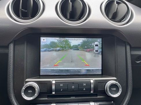 Used 2018 Ford Mustang GT w/ Equipment Group 301A RWD image 12