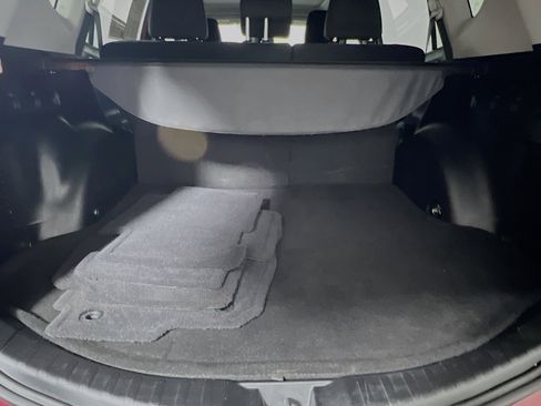 Used 2018 Toyota RAV4 XLE image 34