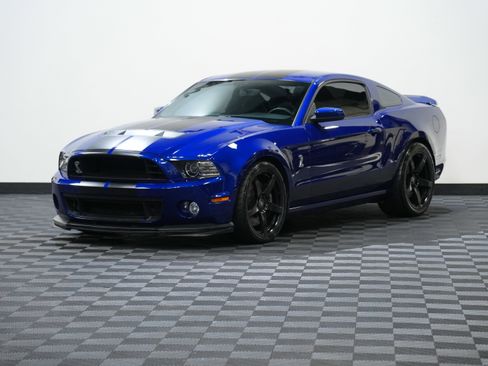 Used 2013 Ford Mustang Shelby GT500 image 3