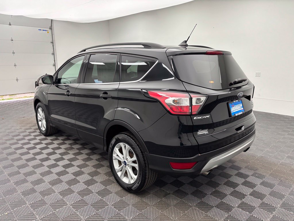 Used 2018 Ford Escape SEL FWD image 12