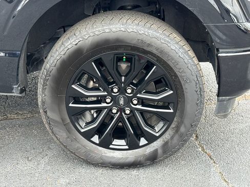 Used 2025 Ford F150 Lariat w/ Equipment Group 501A Mid image 12