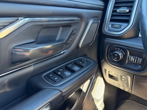 Used 2020 RAM 1500 Limited w/ Black Appearance Package image 34