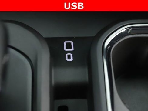 Used 2025 GMC Sierra 1500 AT4 w/ Technology Package AWD/4WD image 27