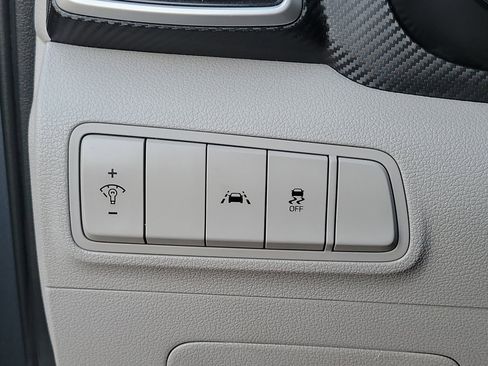 Certified 2021 Hyundai Tucson SE w/ Cargo Package image 16