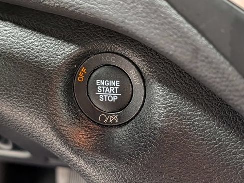 Used 2023 Jeep Cherokee Altitude Lux AWD/4WD image 21