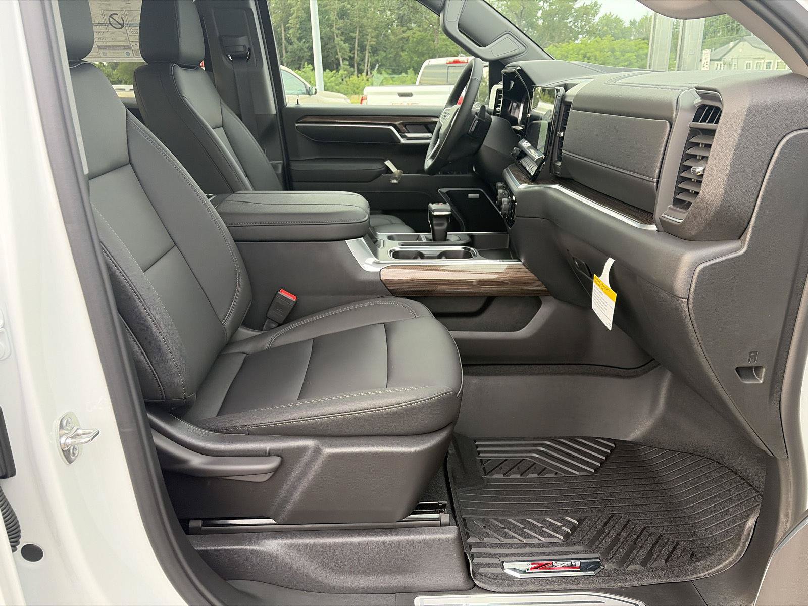 New 2026 Chevrolet Silverado 1500 RST w/ RST All Star Premium Package AWD/4WD image 19