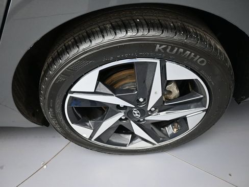 Certified 2023 Hyundai Elantra SEL w/ Convenience Package FWD image 15