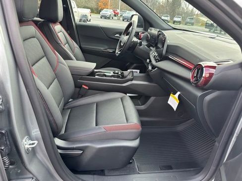 New 2026 Chevrolet Equinox RS w/ LPO, Floor Liner Package image 25