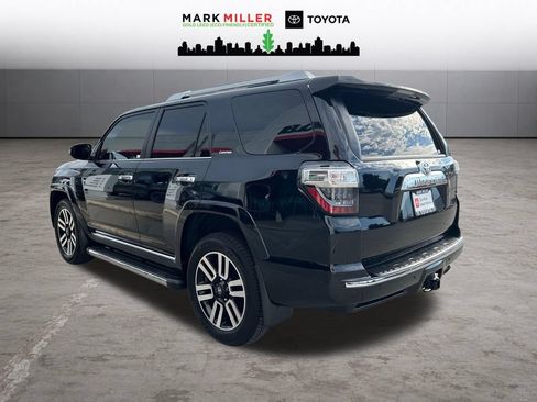 Certified 2022 Toyota 4Runner Limited AWD/4WD image 3