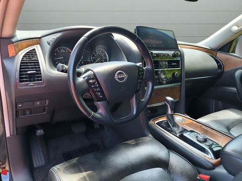Used 2021 Nissan Armada SL w/ Captain's Chairs Package image 15