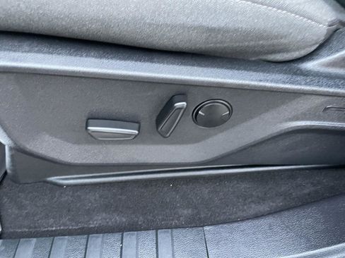 Used 2023 Ford F150 XLT w/ Equipment Group 302A High image 11