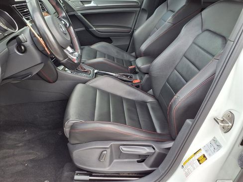 Used 2018 Volkswagen GTI Autobahn image 12