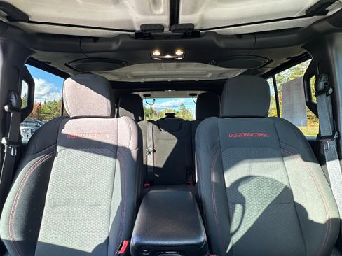 Used 2021 Jeep Wrangler Unlimited Rubicon AWD/4WD image 24
