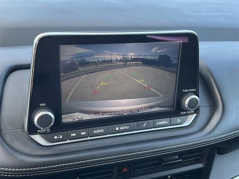 Certified 2024 Nissan Rogue S image 15