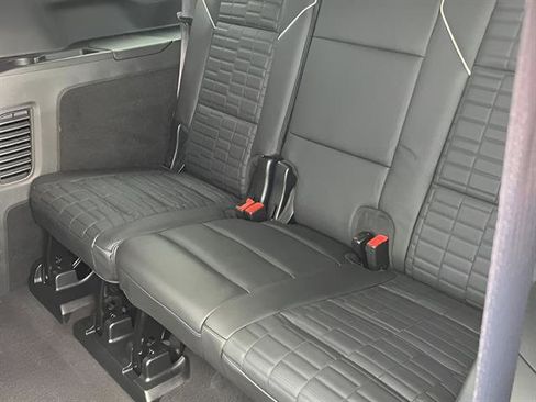 Certified 2024 Cadillac Escalade ESV V w/ Heavy-Duty Trailer Package image 11