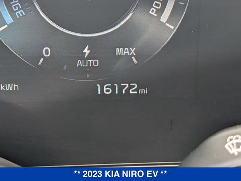 Used 2023 Kia Niro Wind w/ Wind Preserve Package FWD image 21