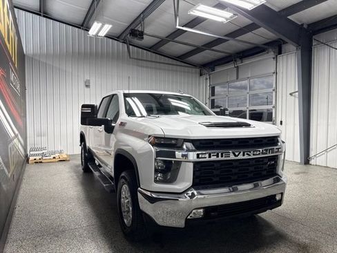 Used 2022 Chevrolet Silverado 2500 LT w/ Convenience Package AWD/4WD image 29