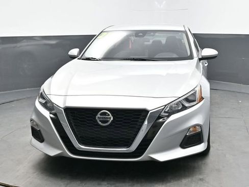 Used 2021 Nissan Altima 2.5 S image 2