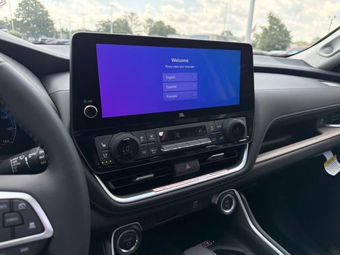 New 2026 Toyota Grand Highlander AWD Hybrid image 28