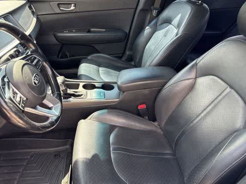 Used 2020 Kia Optima SE FWD image 11