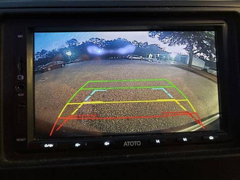 Used 2013 Toyota Camry SE image 13