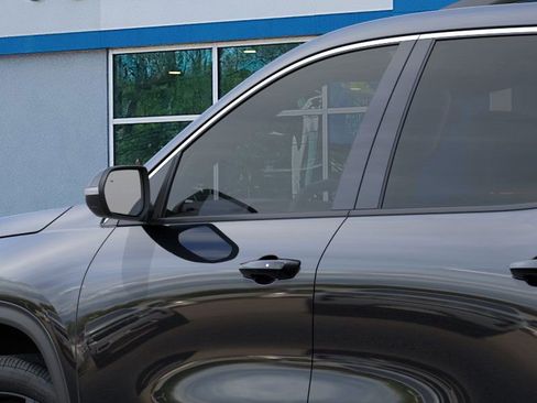 New 2026 Chevrolet Traverse LT w/ Driver Confidence Package image 12