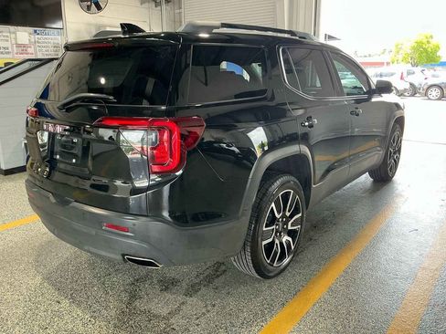 Used 2021 GMC Acadia SLT w/ Elevation Edition FWD image 3
