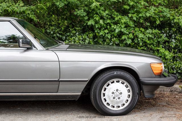 Used 1987 Mercedes-Benz 560 SL image 11