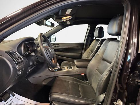 Used 2021 Jeep Grand Cherokee Limited w/ Quick Order Package 28K 80th AWD/4WD image 12