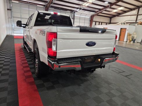 Used 2019 Ford F250 Lariat w/ Lariat Ultimate Package AWD/4WD image 27