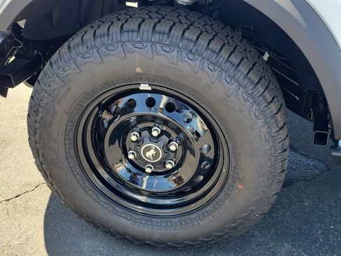 New 2026 Ford Bronco Big Bend w/ Black Diamond Package AWD/4WD image 6