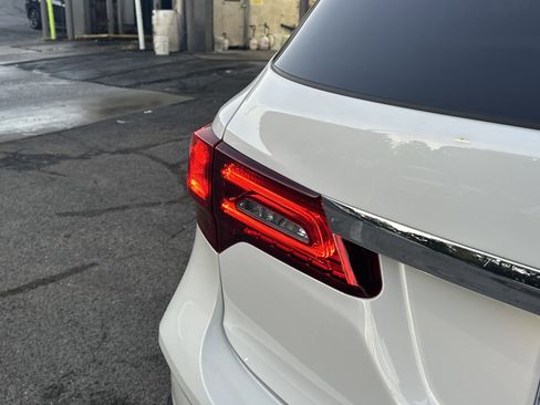 Certified 2020 Acura MDX SH-AWD w/ Technology Package image 20