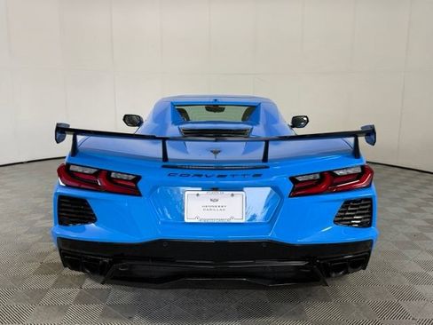 Used 2023 Chevrolet Corvette Stingray Premium Conv w/ Z51 Performance Package RWD image 8