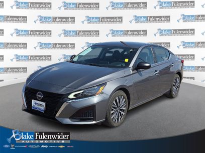 Used 2025 Nissan Altima 2.5 SV