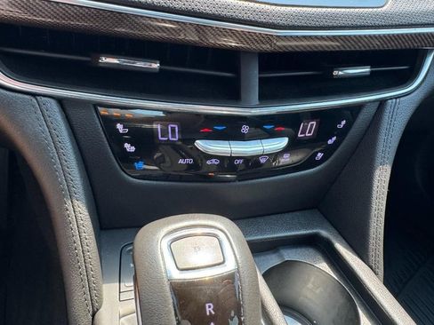 Used 2019 Cadillac CT6 Premium Luxury AWD/4WD image 19