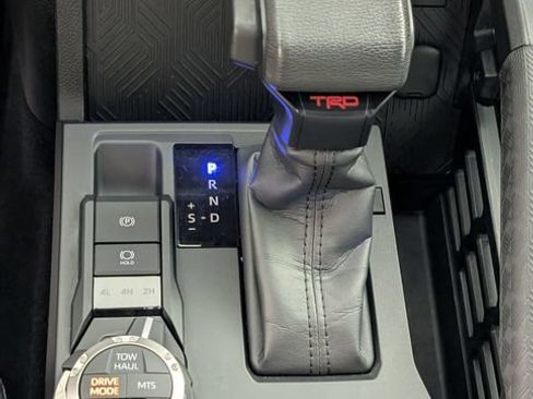 Used 2024 Toyota Tacoma TRD Off-Road AWD/4WD image 22