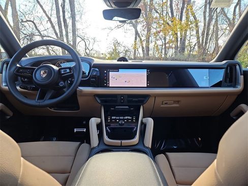 New 2026 Porsche Cayenne S image 9