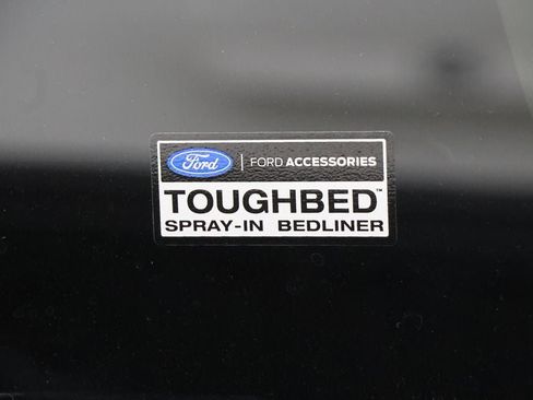 New 2025 Ford Maverick Lariat w/ Black Appearance Package image 13