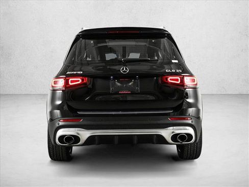 Used 2022 Mercedes-Benz GLB 35 AMG 4MATIC image 7