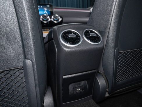 Certified 2025 Mercedes-Benz CLA 250 4MATIC image 23