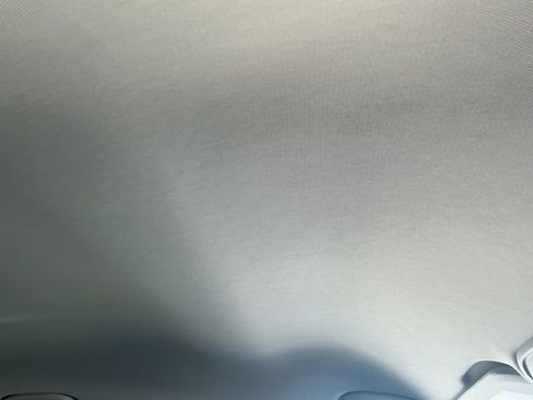 Used 2023 Buick Envision Essence image 23