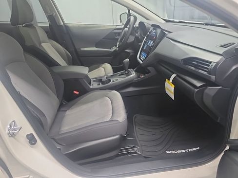 Certified 2024 Subaru Crosstrek 2.0i Premium image 5