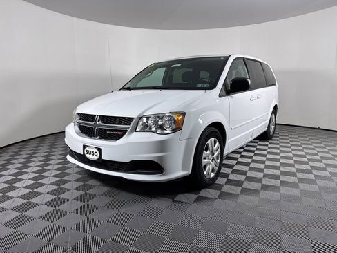 Used 2016 Dodge Grand Caravan SE w/ Quick Order Package 29E SE image 14