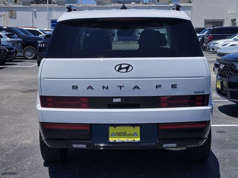 Used 2025 Hyundai Santa Fe Calligraphy FWD image 7