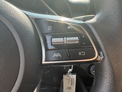 Used 2024 Kia Forte LXS w/ LXS Technology Package FWD image 15