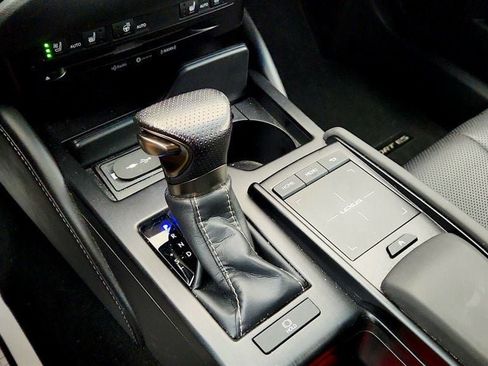 Used 2019 Lexus ES 350 F Sport w/ Accessory Package 2 FWD image 17